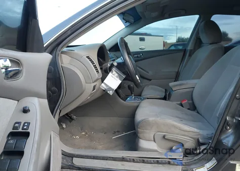 2010 Nissan Altima 2.5 z USA, uszkodzony, nr VIN 1N4AL2AP1AN531415